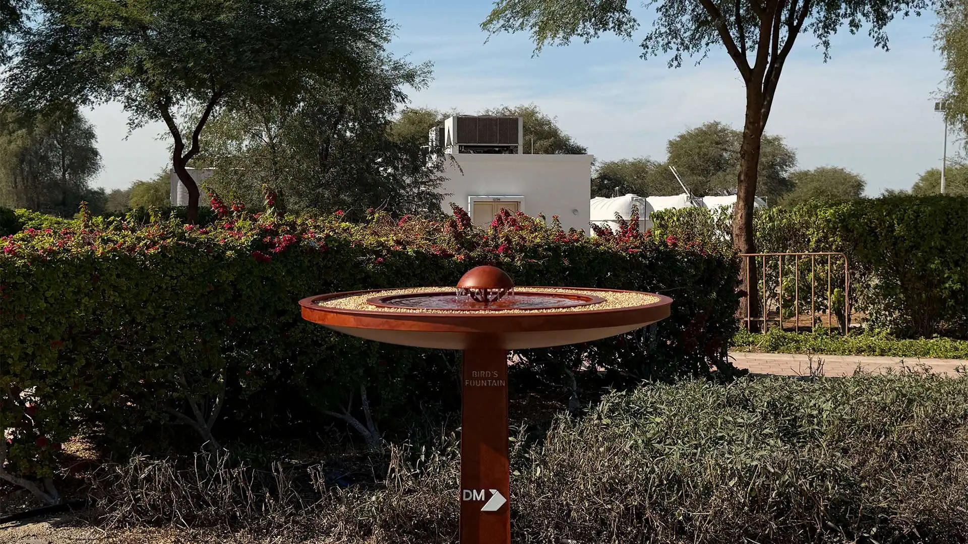 Bird-Fountain-By-Metal--Fabrik