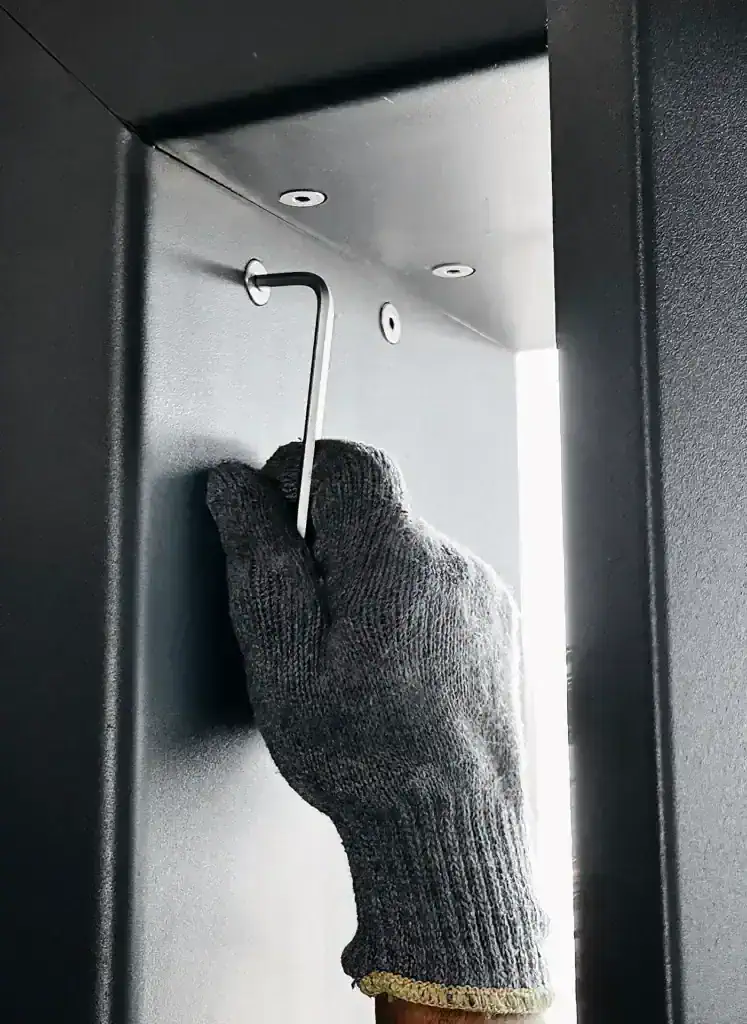 About Metal Fabrik - Workers Working